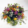 großer wiesiger Blumenstrauß, rund gebunden